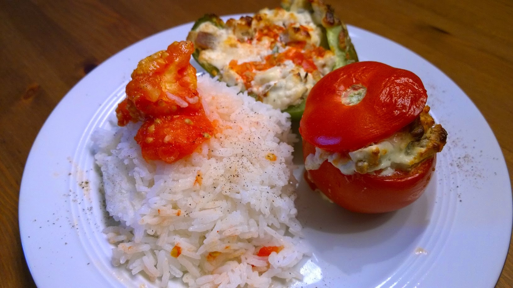Rice and stuffed tomato